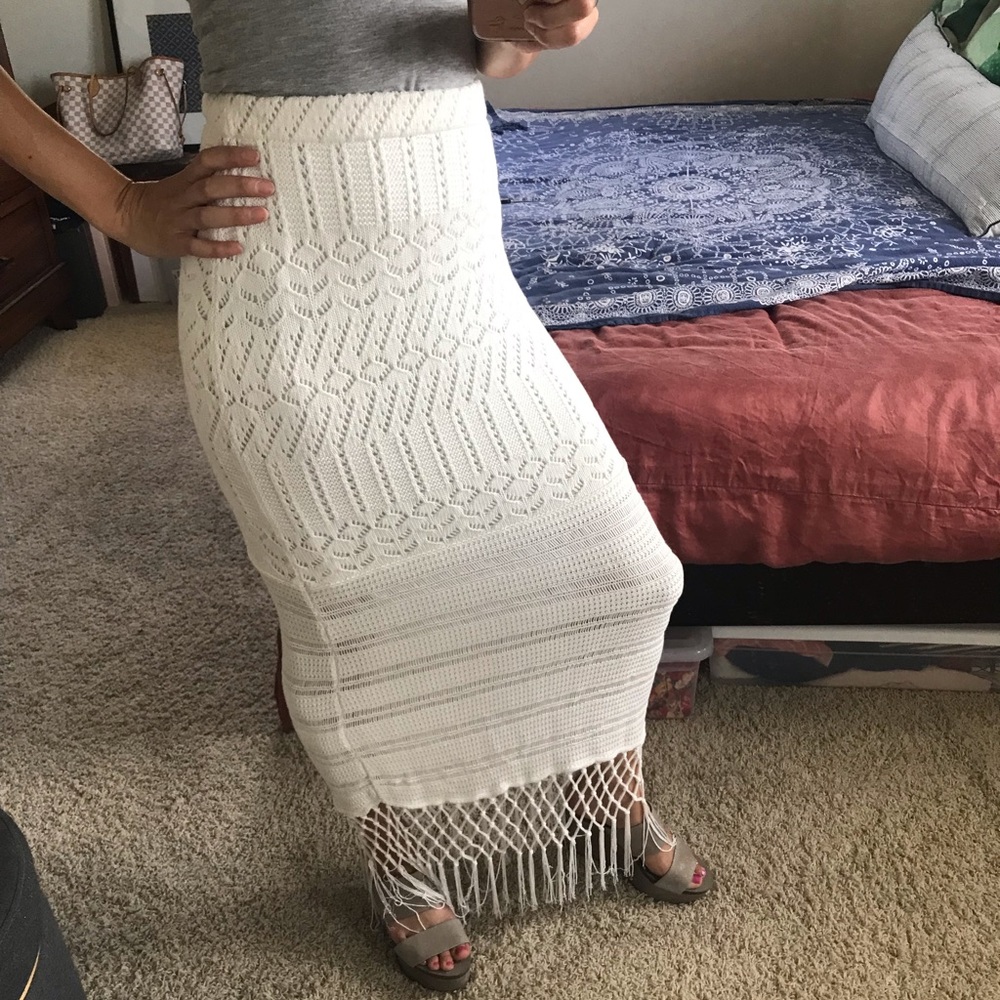 House of Harlow Skirt